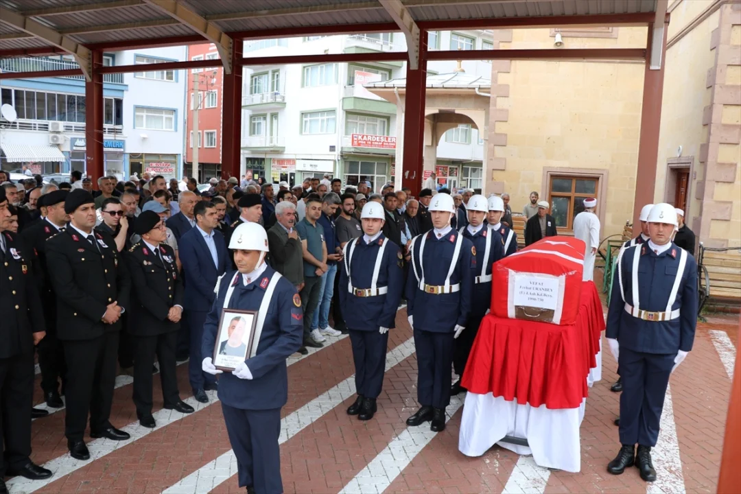 Sinop'ta vefat eden emekli askerin cenazesi Kırşehir'de toprağa verildi