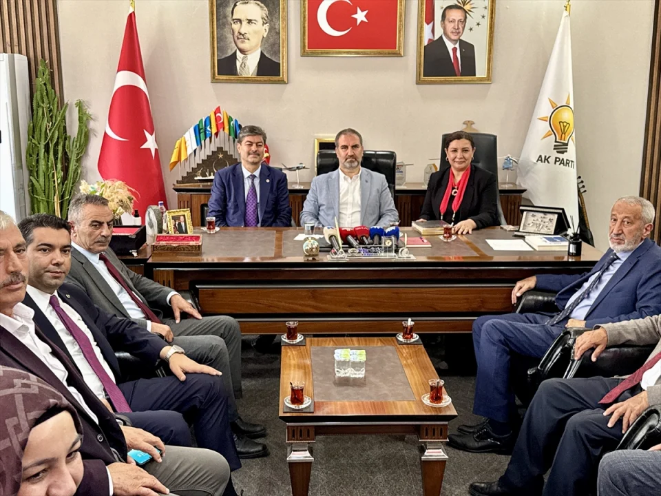 AK Parti Genel Başkan Yardımcısı Şen Kırşehir'de konuştu