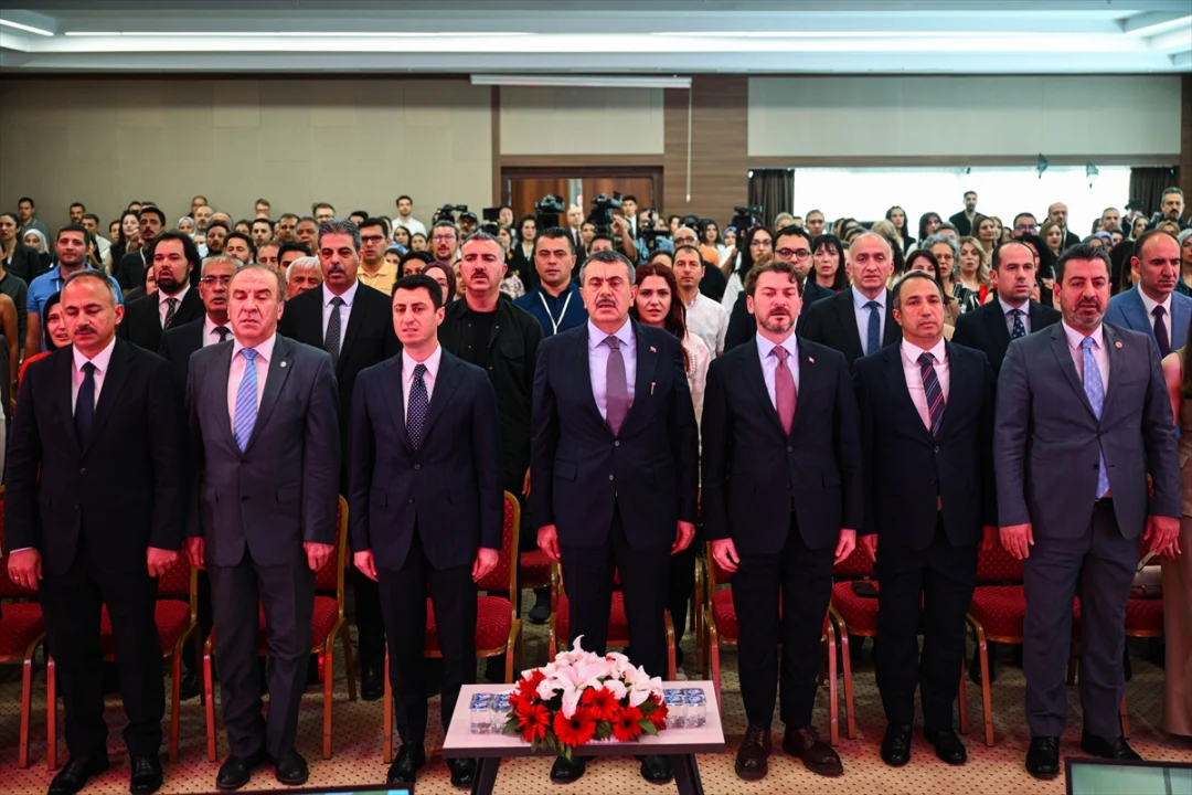 Bakan Tekin, "Türkiye'nin Yabancı Dil Öğrenme Platformu"nun tanıtım programında konuştu