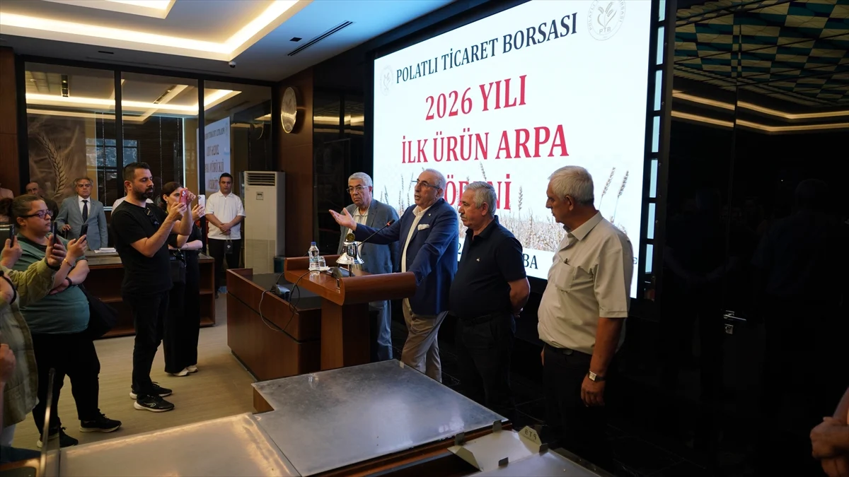 Polatlı Ticaret Borsası'nda sezonun ilk arpa satışı gerçekleştirildi