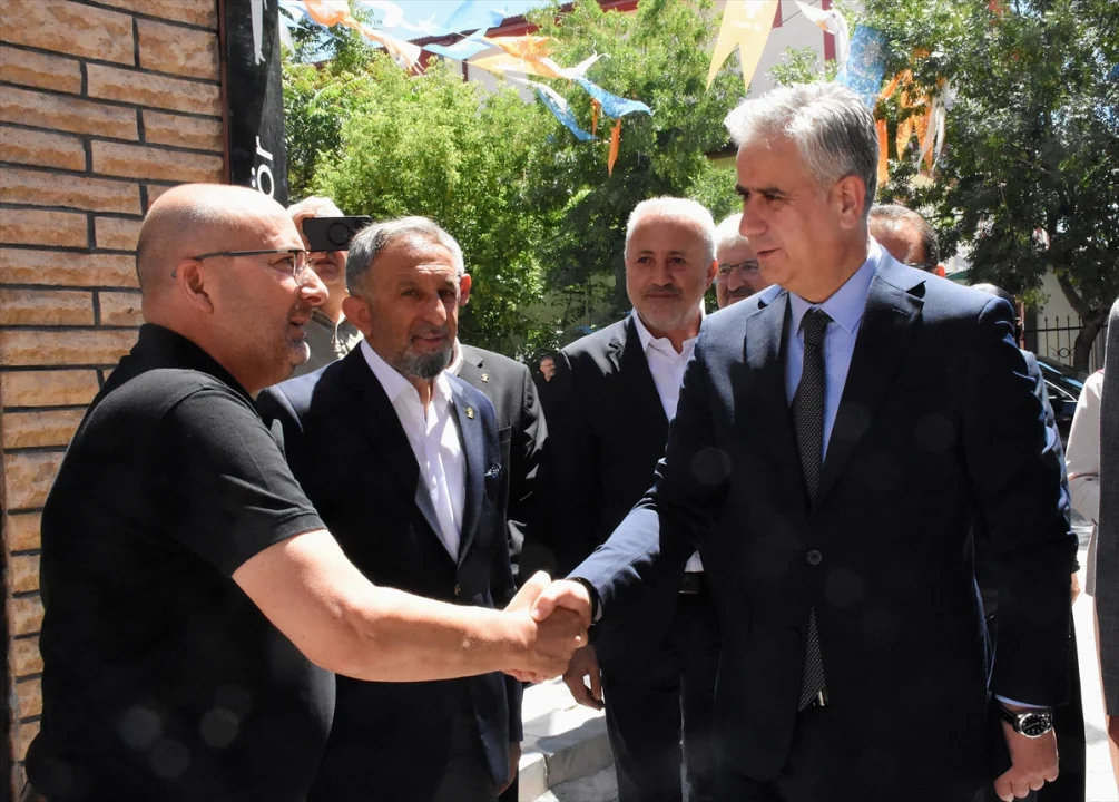 AK Parti Genel Başkan Yardımcısı Yalçın, Aksaray'da konuştu