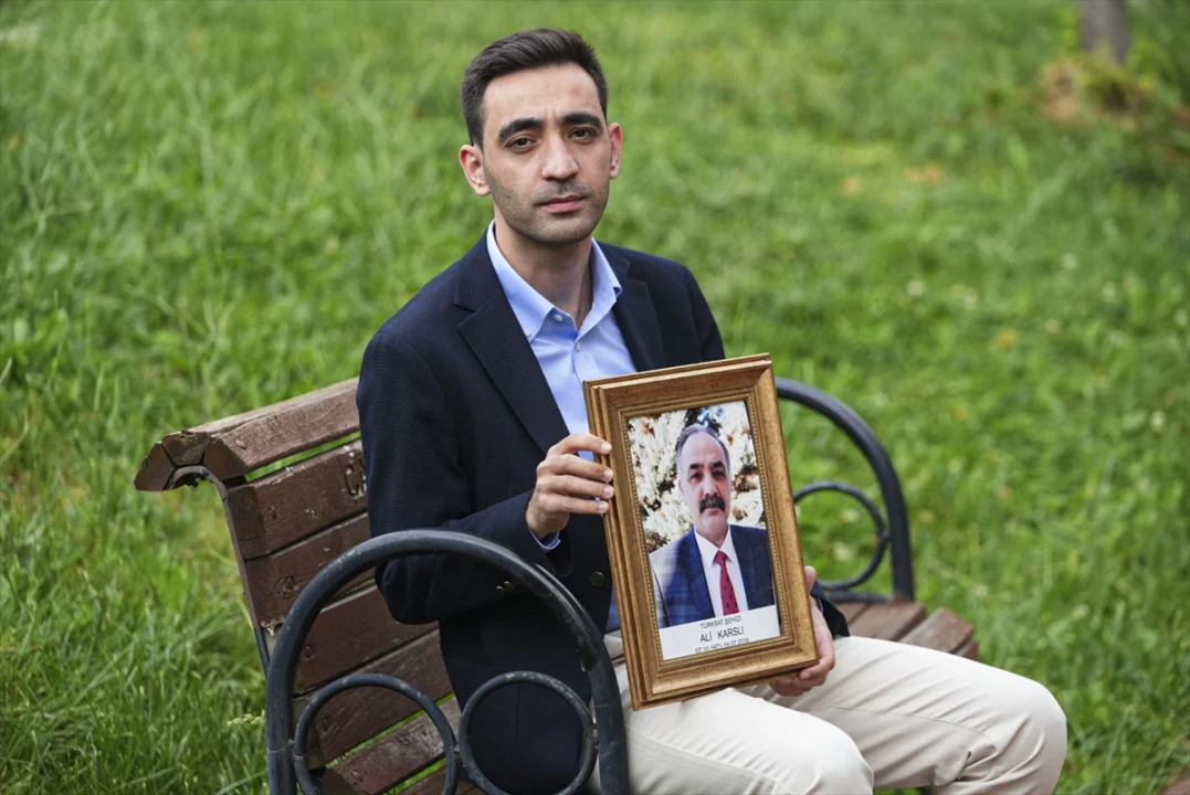 15 TEMMUZ DEMOKRASİ ZAFERİNİN 10. YILI - TÜRKSAT şehidinin oğlu, babasının öğütleriyle 10 yıldır güç buluyor