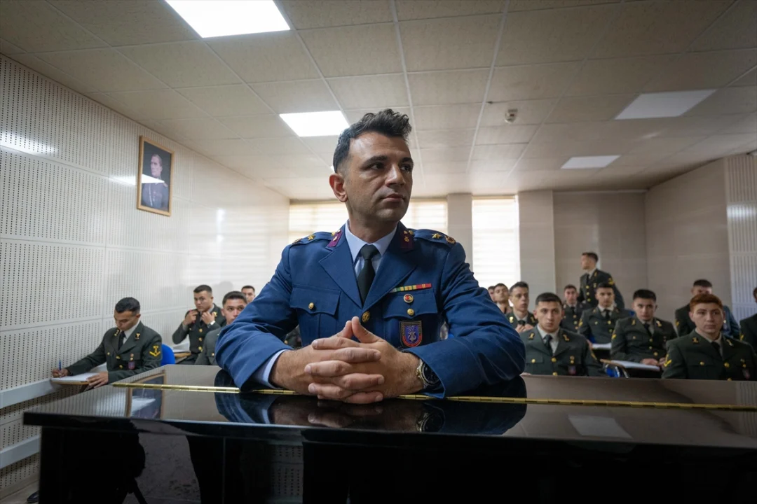 TSK'nın bando astsubayları hem asker hem profesyonel müzisyen olarak yetişiyor