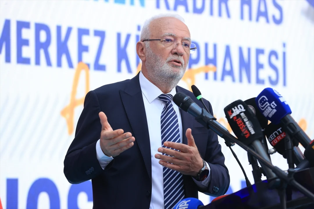 AK Parti Genel Başkanvekili Elitaş, Erciyes Üniversitesinde kütüphane açılışına katıldı