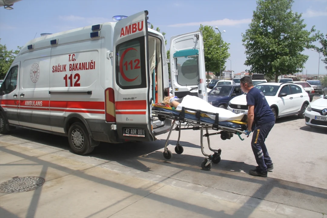 Konya'da otomobilin şarampole savrulduğu kazada 5 kişi yaralandı