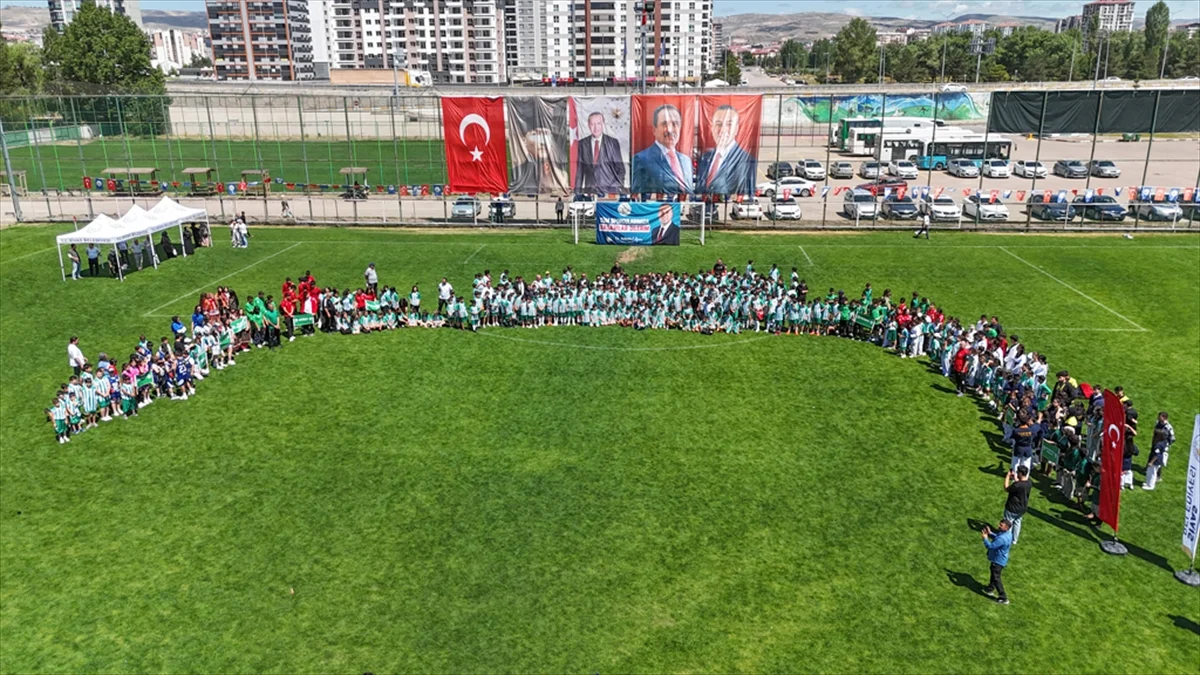 Sivas'ta yaz spor okulları başladı