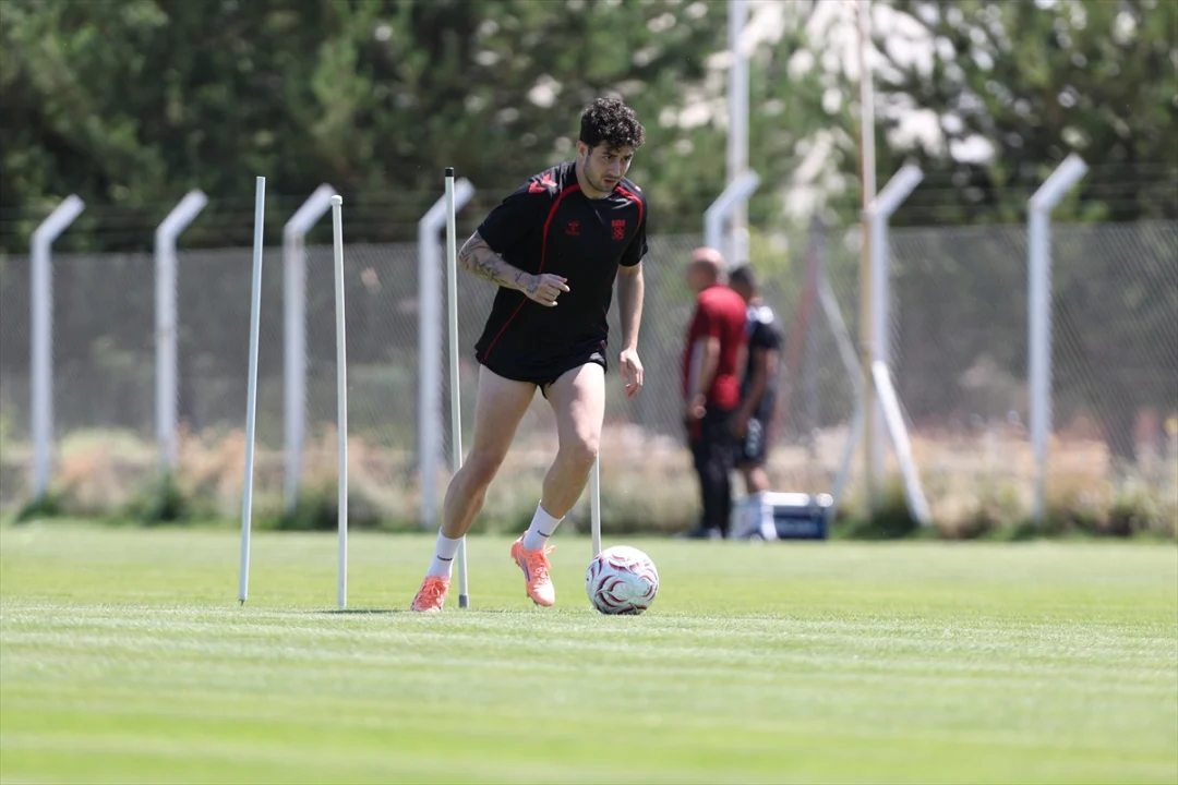Sivasspor, yeni sezon hazırlıklarını sürdürdü