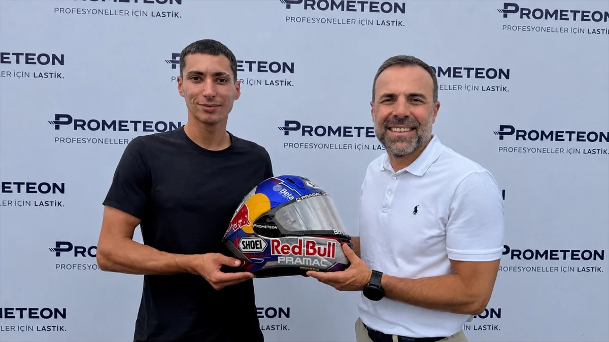 Prometeon, Toprak Razgatlıoğlu ile olan sponsorluk anlaşmasını yeniledi
