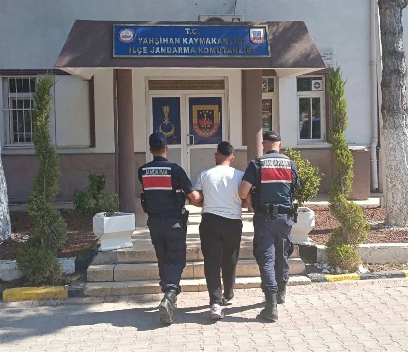 Kırıkkale’de "dolandırıcılık" suçundan aranan hükümlü yakalandı