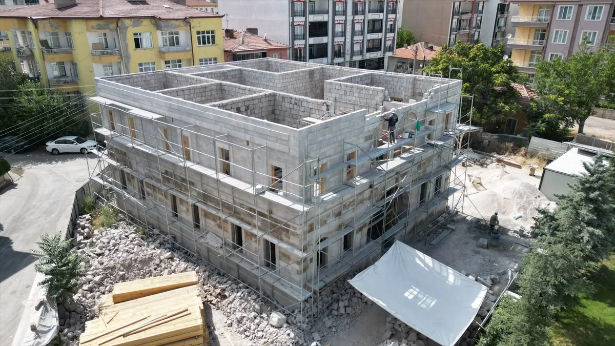 Aksaray'da tarihi konakta restorasyon çalışmaları devam ediyor