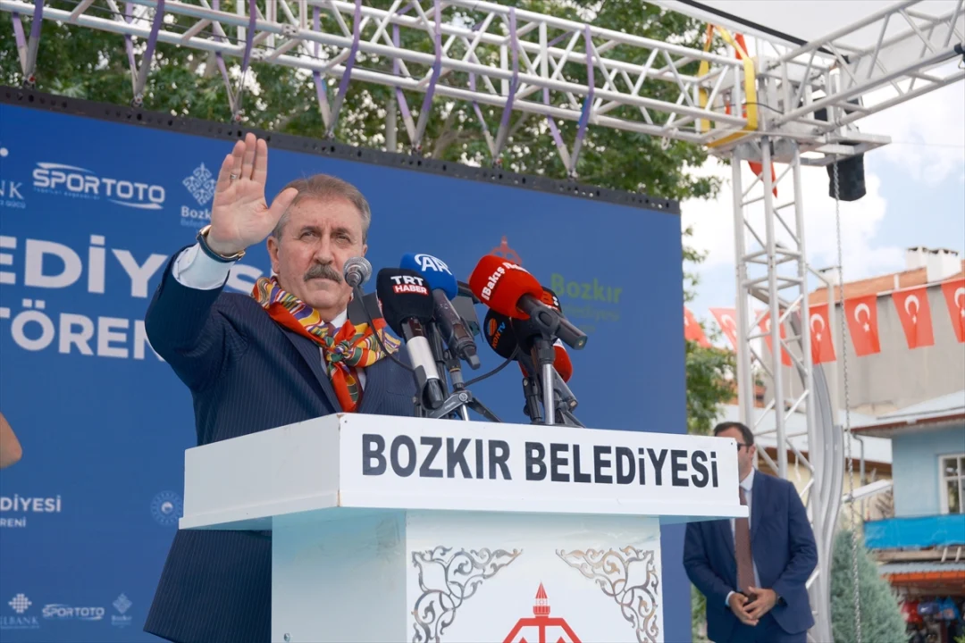 BBP Genel Başkanı Mustafa Destici, Konya'nın Bozkır ilçesinde toplu açılış törenine katıldı