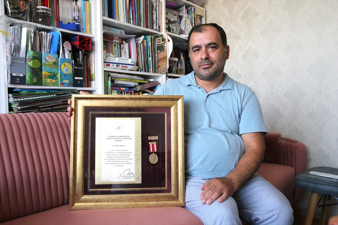 15 TEMMUZ DEMOKRASİ ZAFERİNİN 10. YILI - Tankların önüne siper olan 15 Temmuz gazisi, o gecenin unutulmamasını istiyor