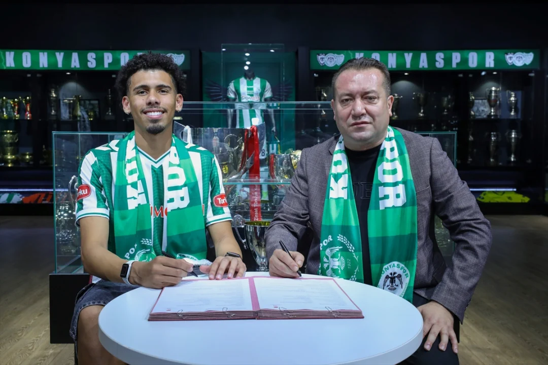 Konyaspor, savunma oyuncusu Da Mata'yı transfer etti