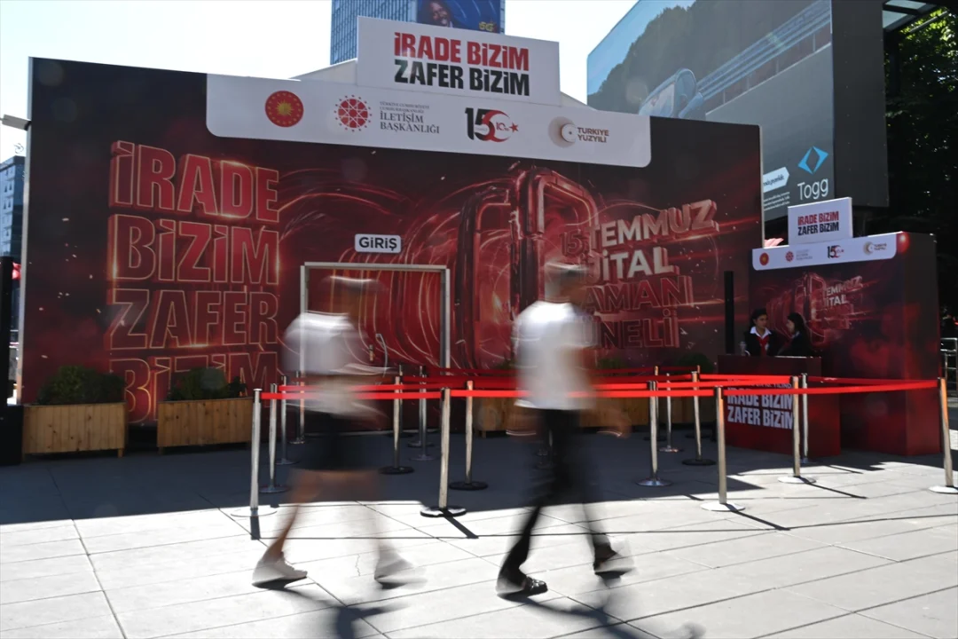 "İrade Bizim, Zafer Bizim" dijital zaman tüneli ziyarete açıldı