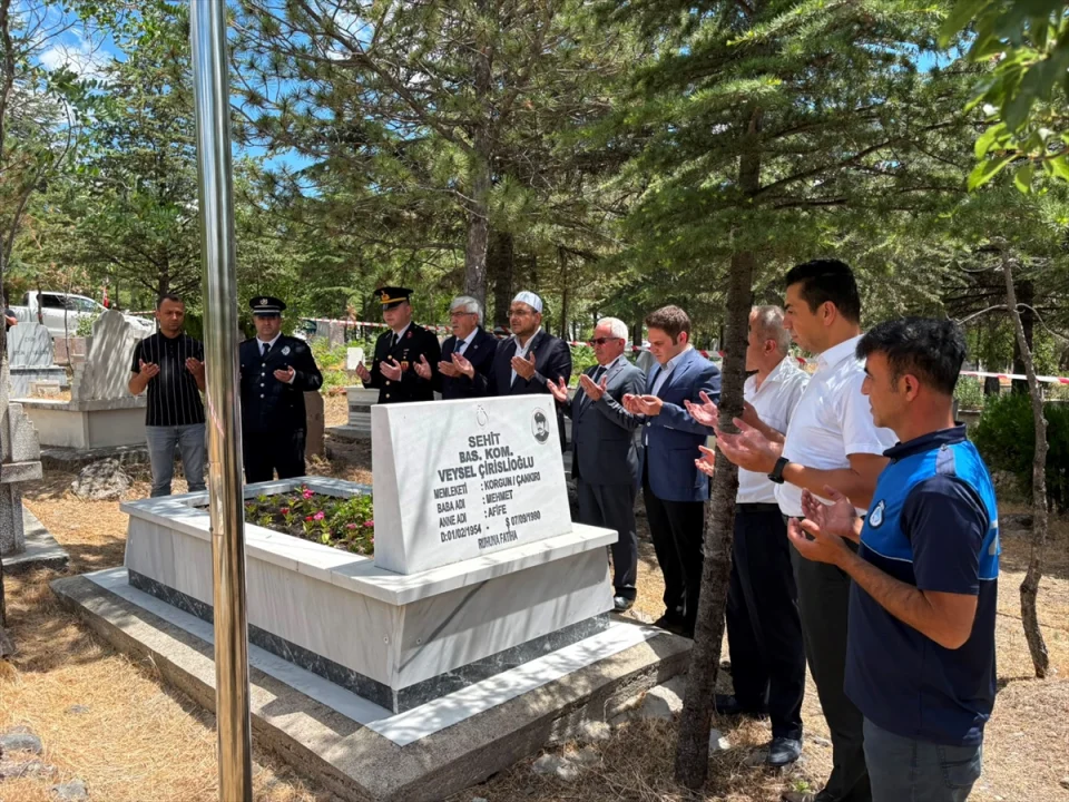 Çankırı'nın ilçelerinde 15 Temmuz dolayısıyla şehitlikler ziyaret edildi