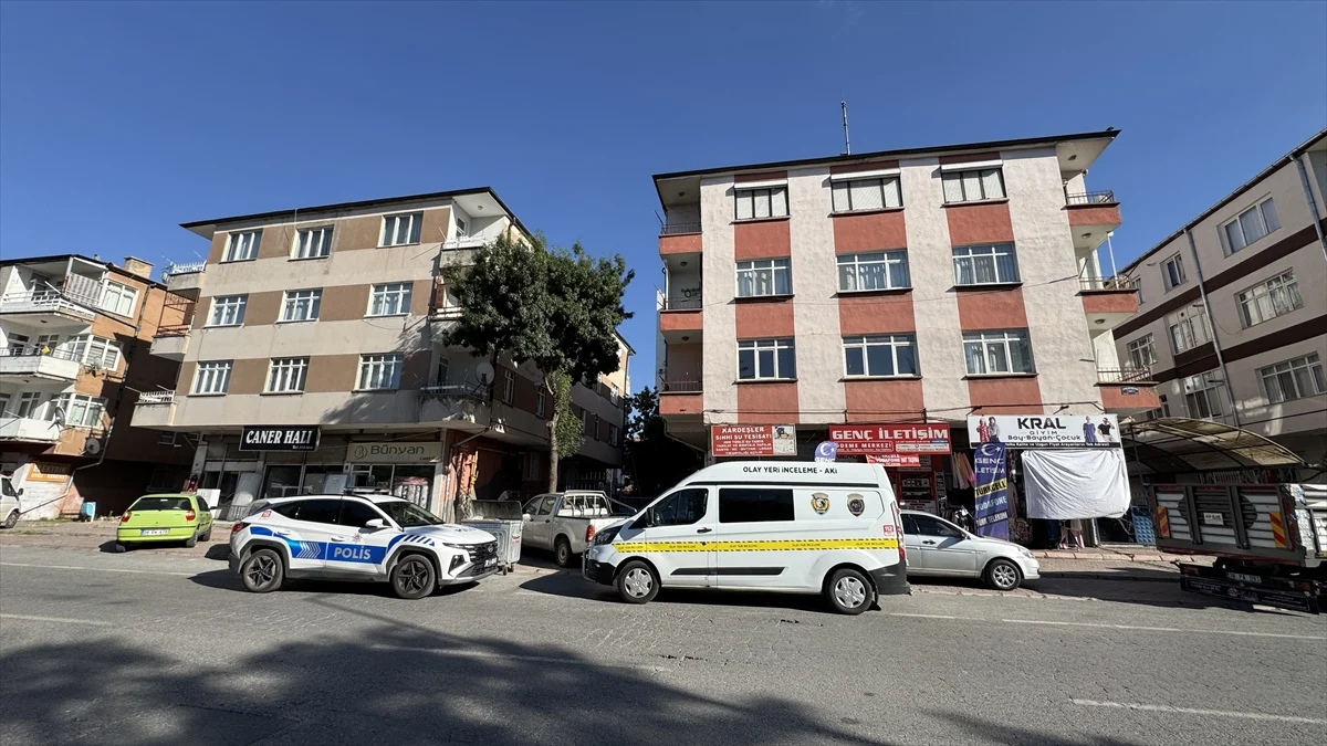Kayseri'de 3. kattan düşen 10 yaşındaki çocuk ağır yaralandı