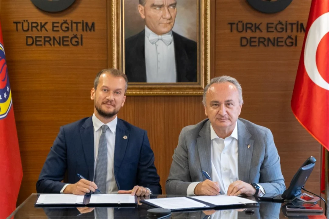 TÜGİAD Ankara ve TED arasında eğitim bursu protokolü