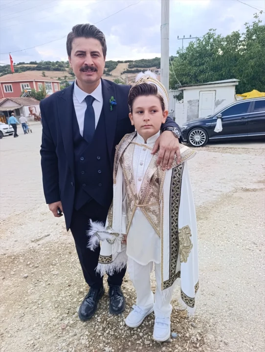Nallıhan Kaymakamı Doğanoğlu'nun mutlu günü