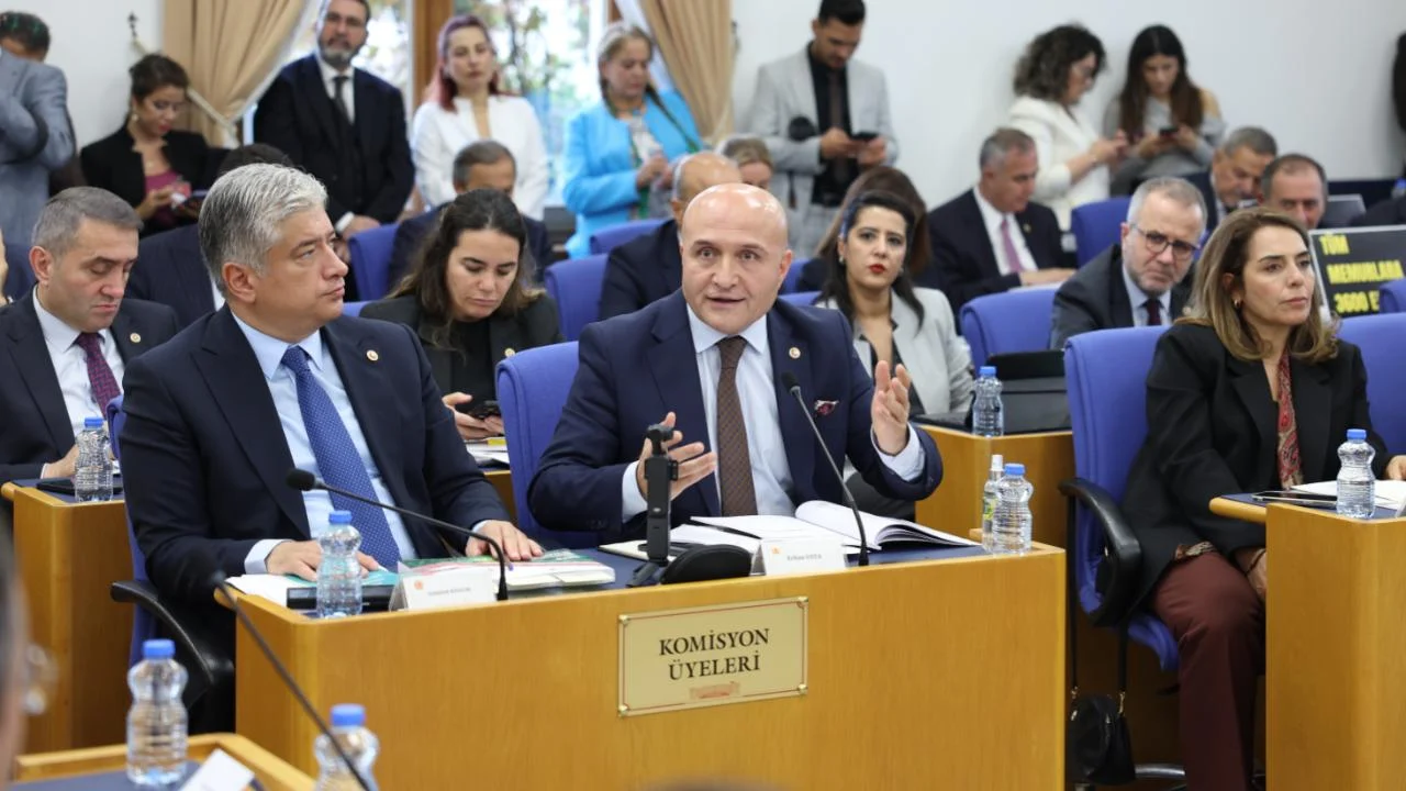 İYİ PARTİ’DEN FON SORUŞTURMASINA MECLİS ÇAĞRISI