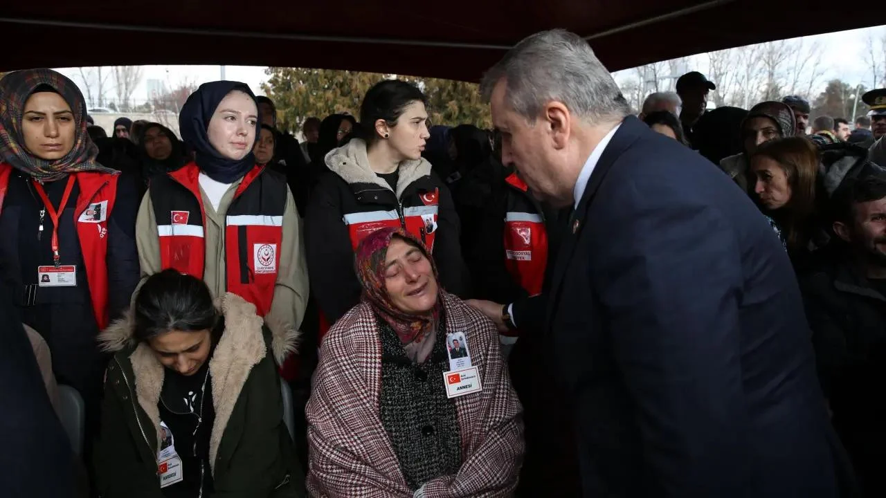 Destici’den Şehit Polis Vefası