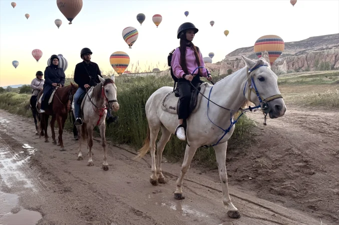 Kurban Bayramı tatilinde Kapadokya'da yerli turist yoğunluğu yaşanıyor