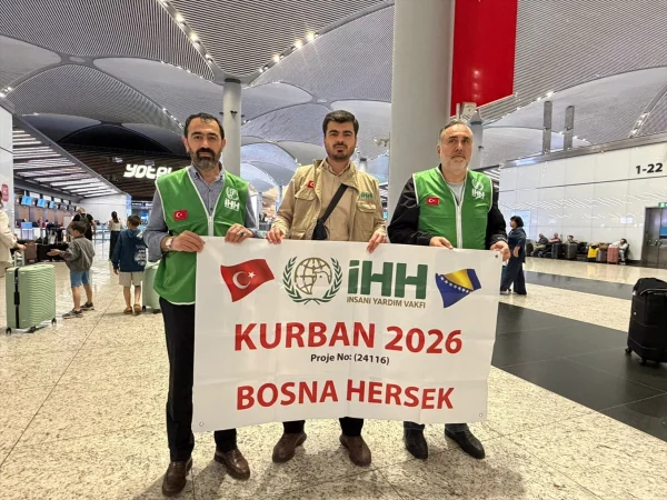 İHH Sivas Şubesi, Bosna Hersek'te kurban payı dağıttı