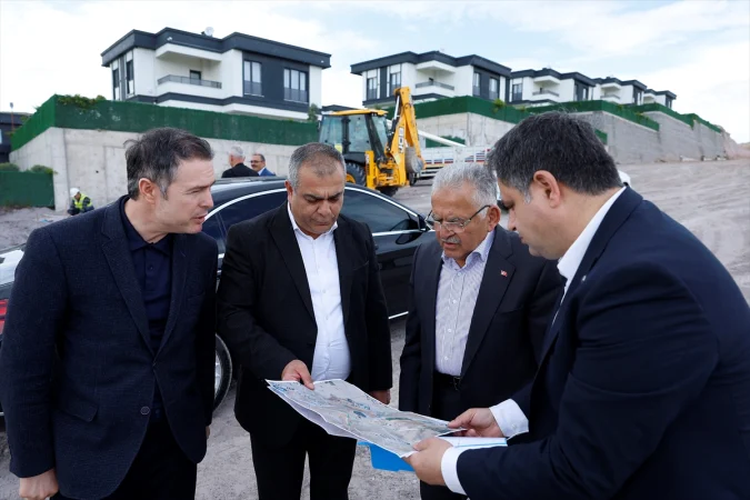 Büyükşehir Belediye Başkanı Büyükkılıç, KASKİ'nin çalışmalarını inceledi