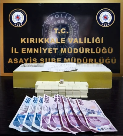 Kırıkkale'de kahvehanede kumar oynayan 4 kişiye 46 bin 416 lira ceza kesildi