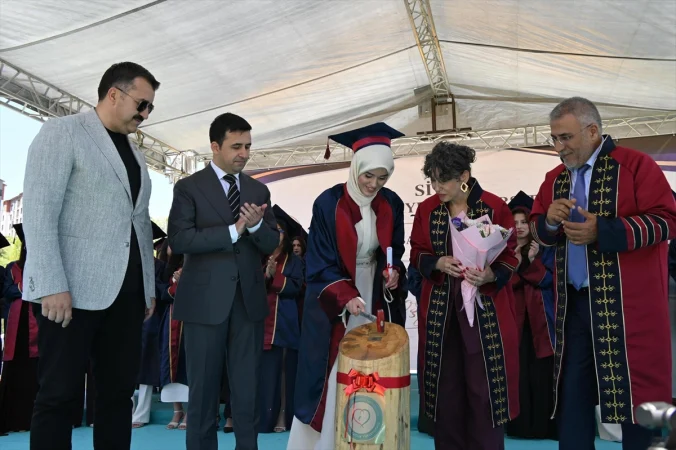 Suşehri'nde mezuniyet töreni düzenlendi