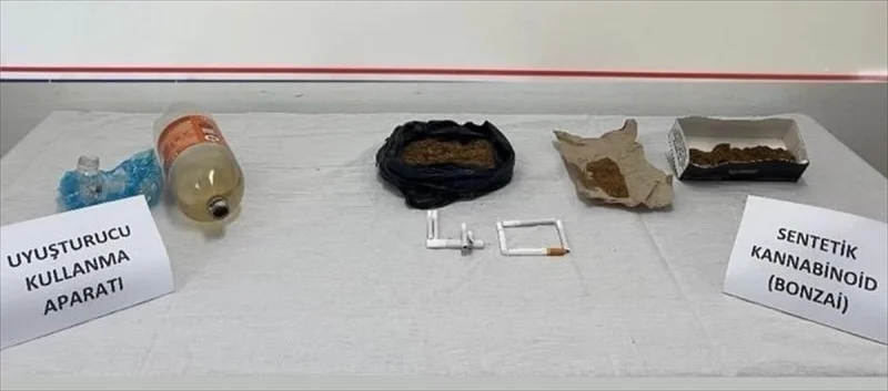 Kırşehir'de uyuşturucu operasyonunda 2 zanlı yakalandı