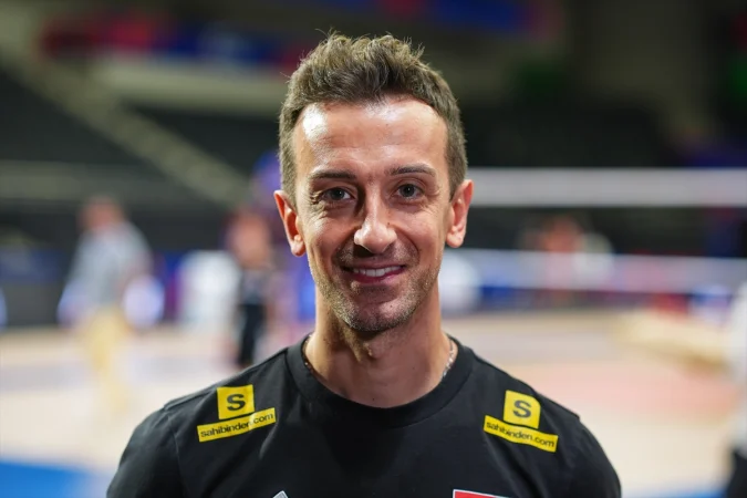 A Milli Kadın Voleybol Takımı'nda hedef "4'te 4"