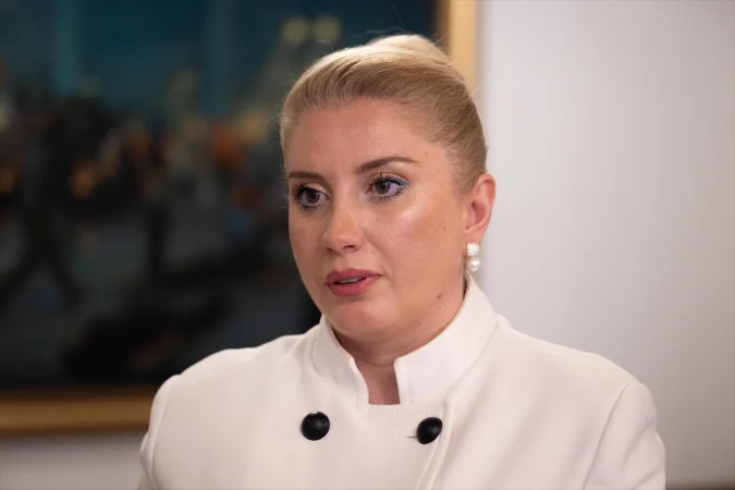 FETÖ'NÜN 15 TEMMUZ DARBE GİRİŞİMİNİN 10. YILI - Şehit kızı ve eşi Gürs'ten gençlere "15 Temmuz'u unutmayın" çağrısı