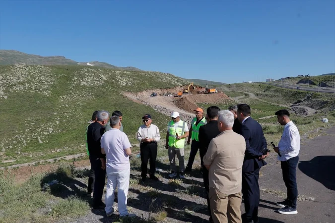 Başkan Büyükkılıç, Erciyes Kayak Merkezi'ndeki alternatif yol çalışmasını inceledi