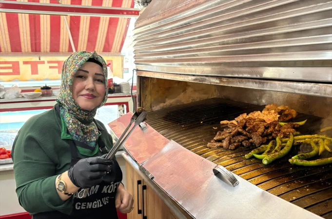 Çubuk'ta karı koca köfte salonu işletiyor