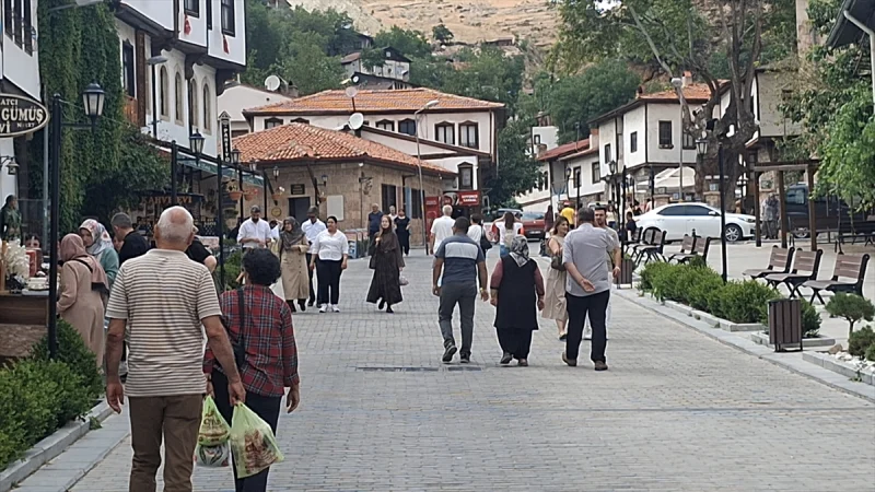 Beypazarı hafta sonu yerli turistleri çekti