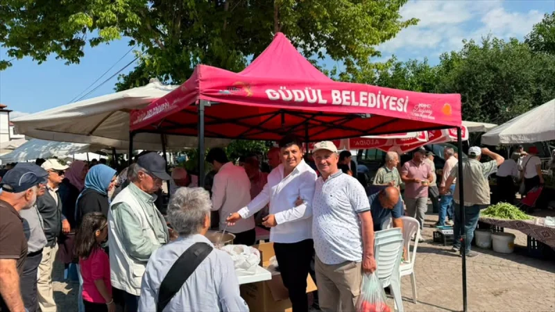 Güdül'de Muharrem ayı dolayısıyla vatandaşlara aşure ikram edildi