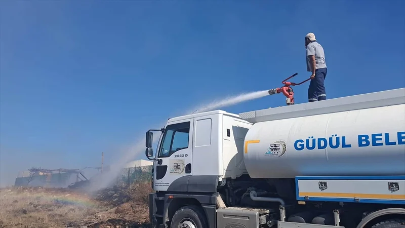 Güdül'de çıkan anız yangını söndürüldü