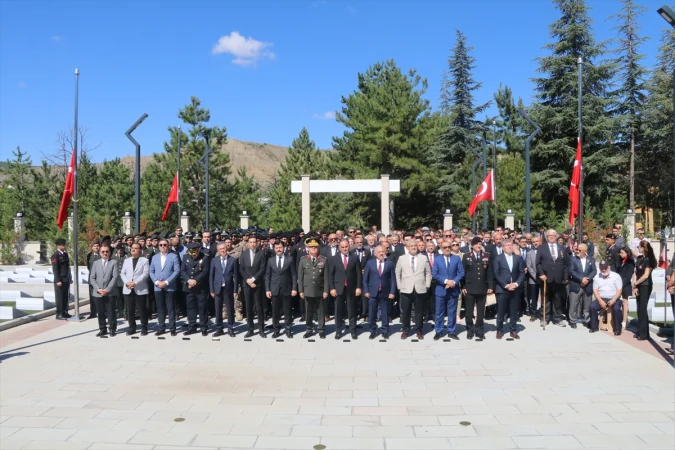 Samsun ve çevre illerde 15 Temmuz dolayısıyla şehitlikler ziyaret edildi
