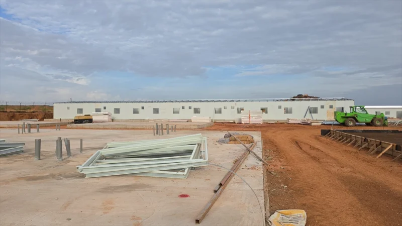 Karmod Nijer'de altın maden sahasına prefabrik işçi kampı kuruyor