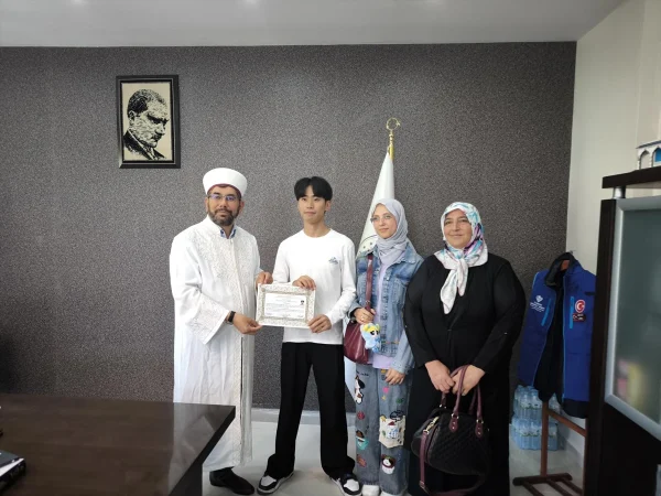 Çinli Tong Zuo, dil eğitimi için geldiği Kayseri'de Müslüman oldu