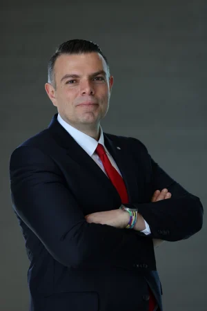 Abdi İbrahim'e Gold Stevie Ödülü