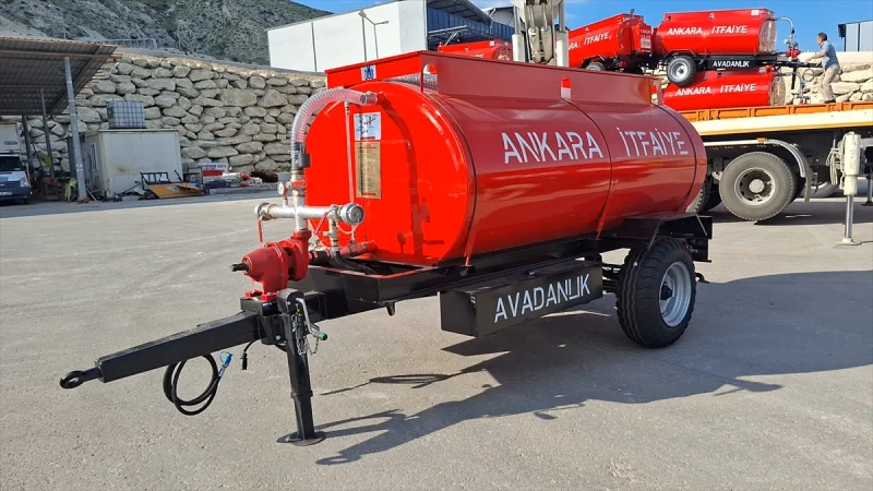 Beypazarı ilçesindeki mahallelere su tankı gönderildi