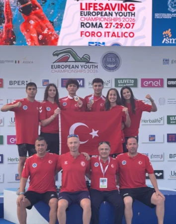 Sportif Cankurtarma Havuz Branşı Erkek Milli Takımı, Avrupa Şampiyonası'nda altın madalya kazandı