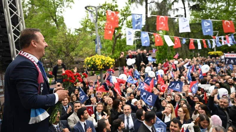 “SEÇİME HAZIRIZ” MESAJI