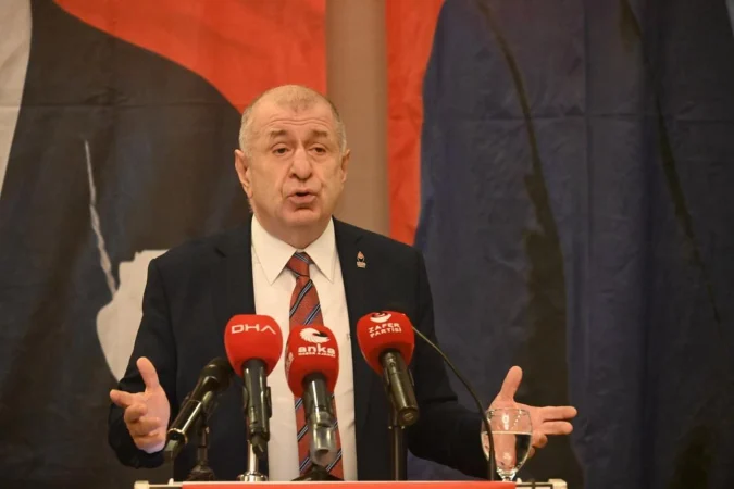 Zafer Partisi Antalya’da Sahada